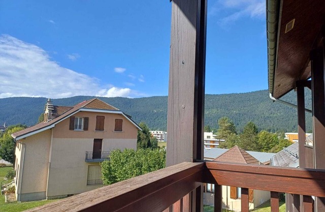 Duplex apartment in a quiet residence close to the village.