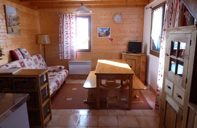 Duplex 3BR for 6 with Balcony near Slopes