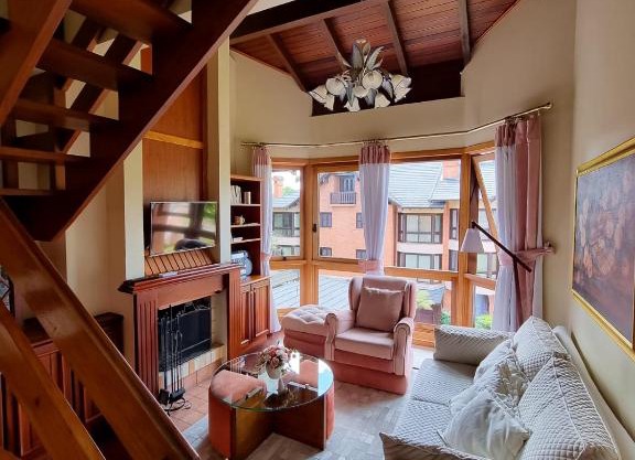 Duplex aconchegante no Buganvilias Flat