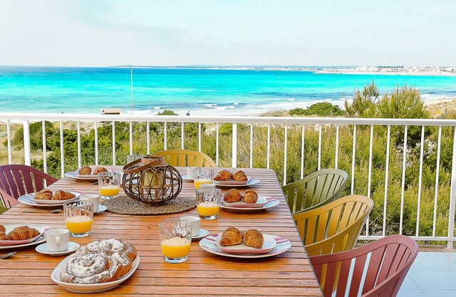 Duplex Apartment with Seaview, Wifi, 2 Terraces and Parking