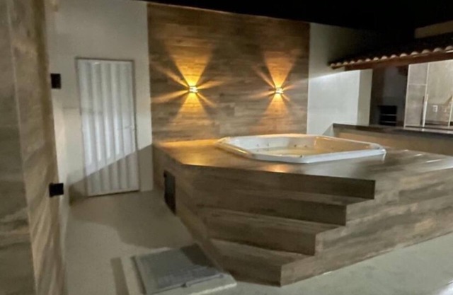 Duplex ar Condicionado Jacuzzi e Vista P/mar
