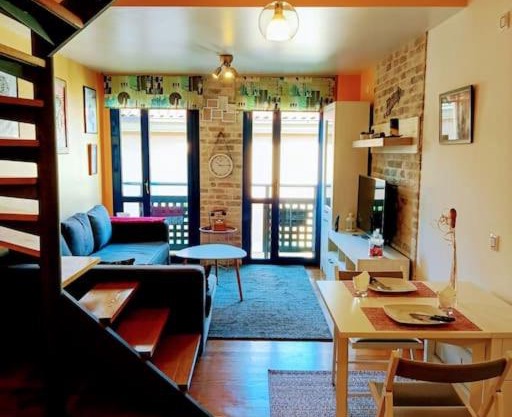 Duplex La Corrada VUT 2550