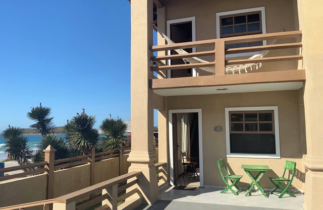 Duplex Pé na Areia e Vista pro Mar de Todos os Cômodos. Belíssima Praia do Peró
