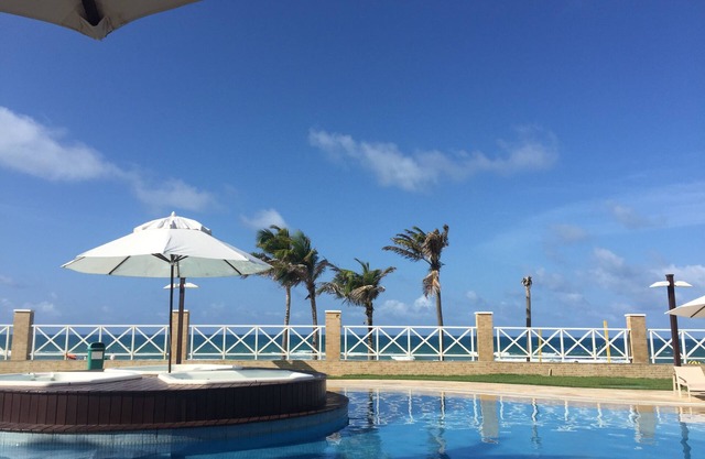 Duplex waterfront 2km from Beach Park in the most complete condominium of Porto das Dunas