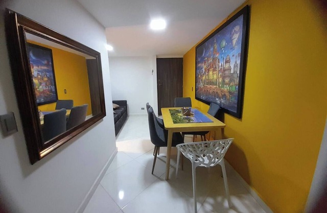 Duplex with Private Terrace and City View (5th Floor)