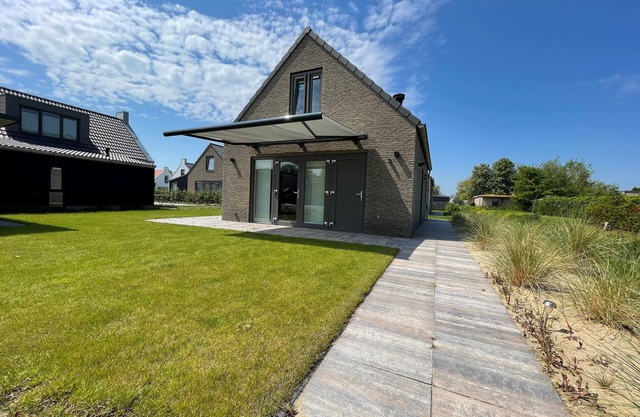 Dutch. New-build vacation home with child-friendly and luxurious furnishings