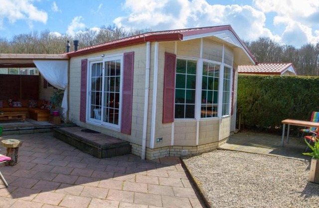 dutchduochalet37