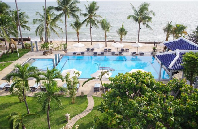DYNASTY MUINE RESORT