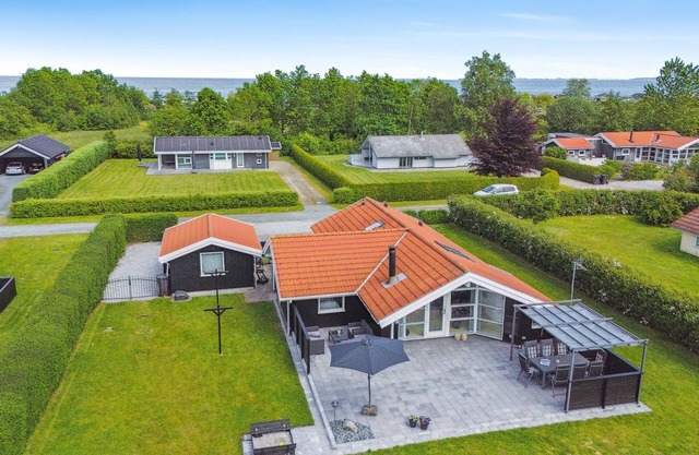 "Dyrken" - 200m from the sea by Interhome