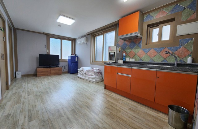 e cozy Hotel