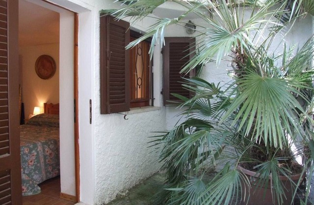 Elegant apartment by the sea. Le Camelie