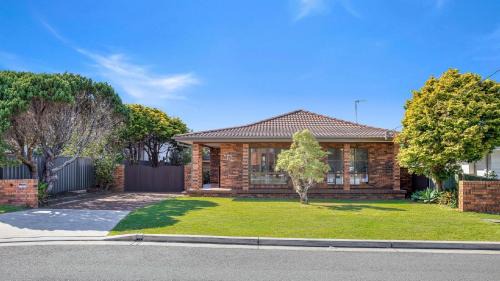 'E Retreat by the Bay' by Accom Holidays