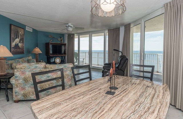 E1501 Stunning Gulf View, 3 pools, Tennis court
