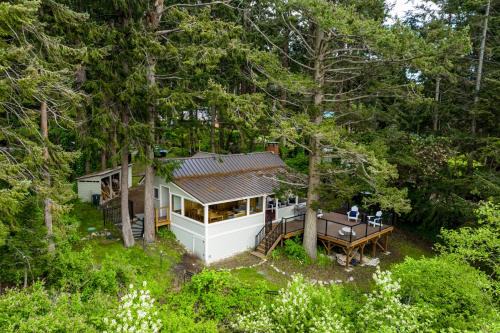 Eagle Beach Retreat