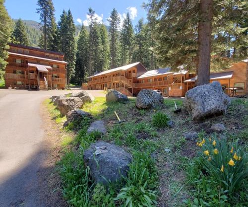Eagle Cap Chalets