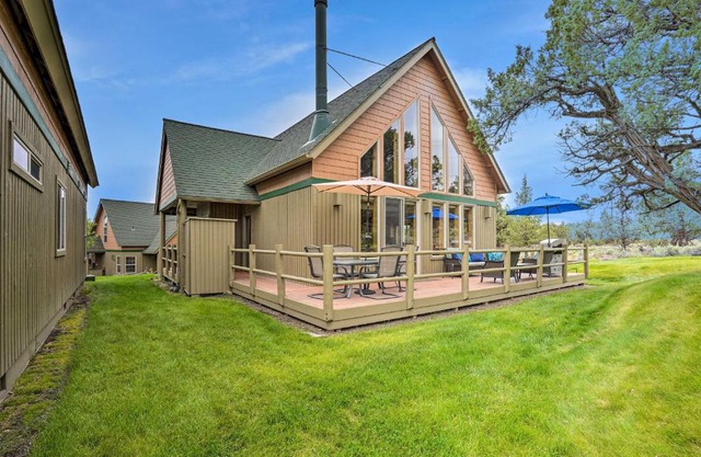 Eagle Crest Retreat with Great WiFi and Resort Access!
