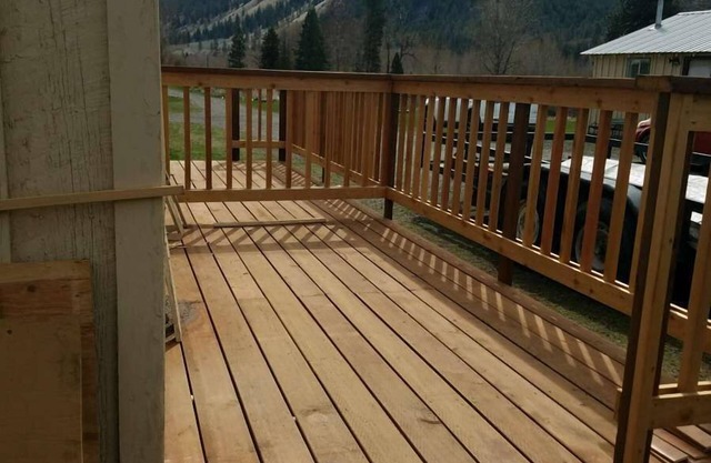 Eagle Rock Resort - Cabins #2 or 3 - Two Bunk Beds