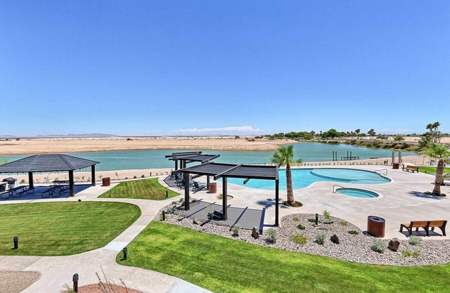 Eagle Village @ Islas del Mar B2