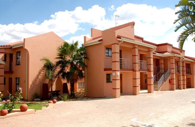Eagles Nest Lodge