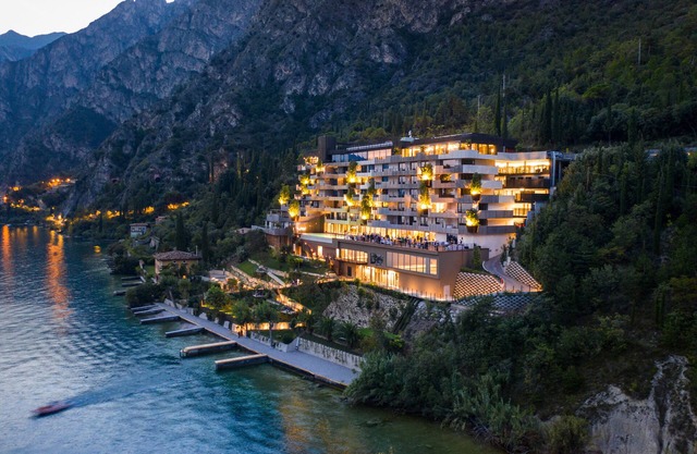 EALA My Lakeside Dream – Adults Only