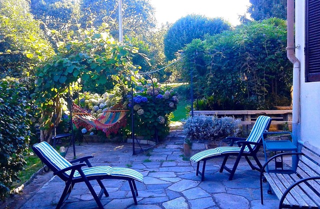 Early '900 Villa with garden 5 min from the lake