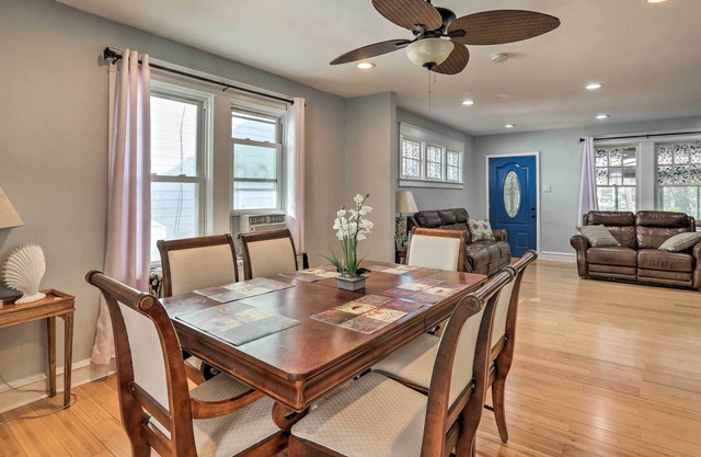 East Lansdowne Abode ~ 7 Mi to Center City!