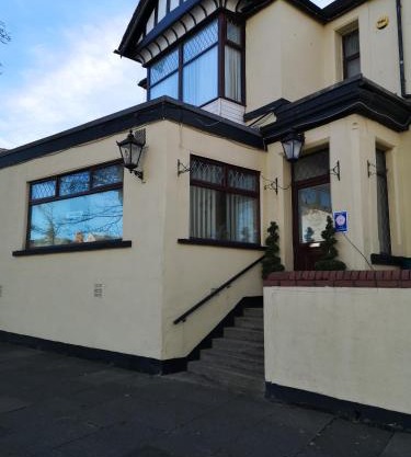 East Mount House