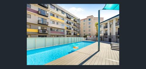 East Perth Apartment Suites with Parking