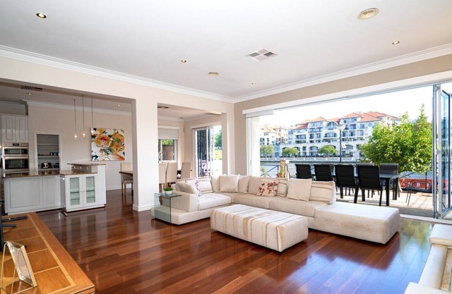 East Perth - River Front Indulgence