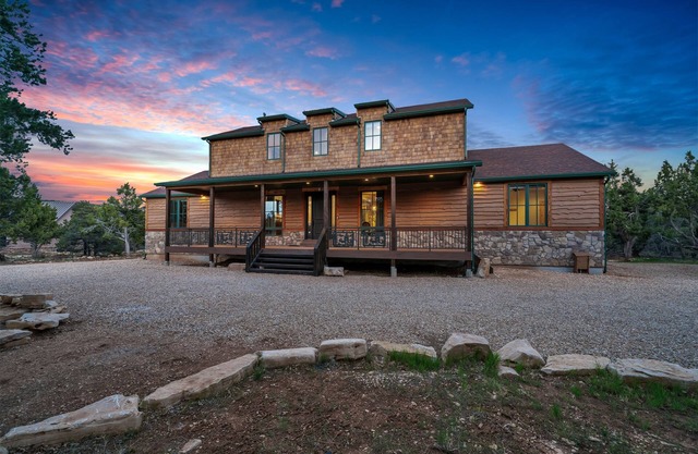 East Zion Trails Retreat: Your Gateway to Zion