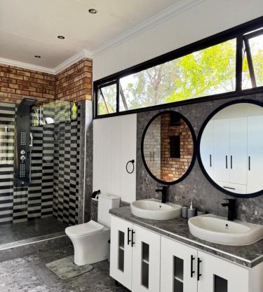 EastClaire Guesthouse