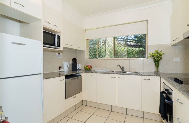 Eastwood Furnished Apartments - 2 Bedroom Unit