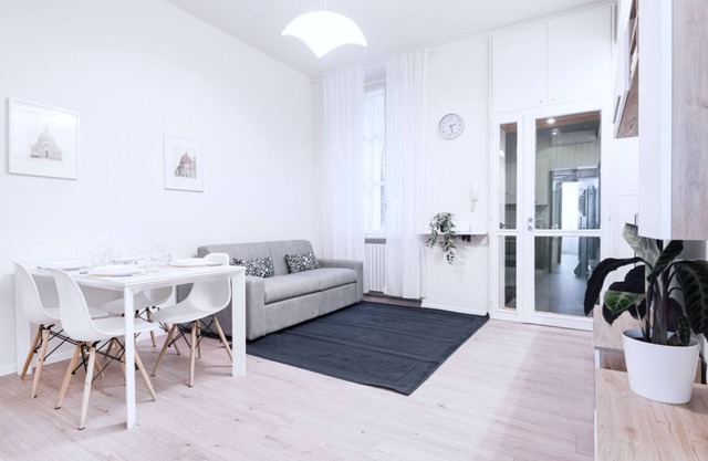 Easylife - Cosy apartment in Moscova/Sarpi