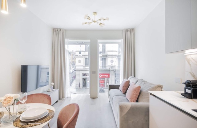 Easylife - Duomo Deluxe Apartments #5