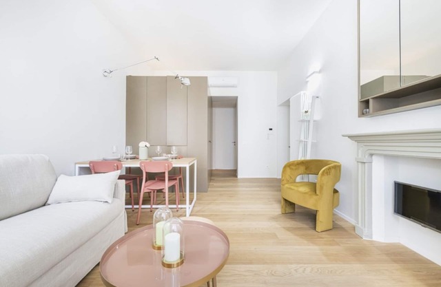 Easylife - Elegance with Balconies in Porta Venezia