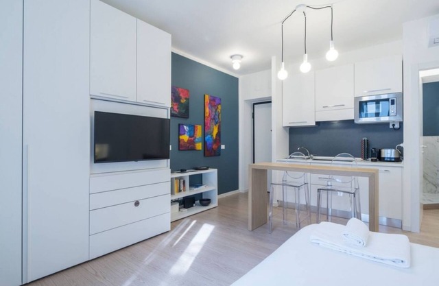 Easylife - Modern and chic studio in Porta Venezia
