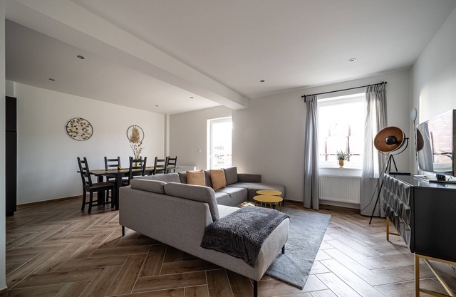 Ebenerdige, Moderne Ferienwohnung mit Viel Platz für die Ganze Familie