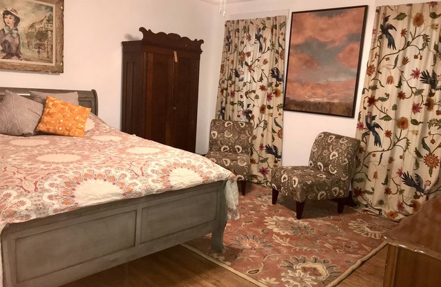 Eclectic Historic Sunny Vista Home with City Views, Northshore