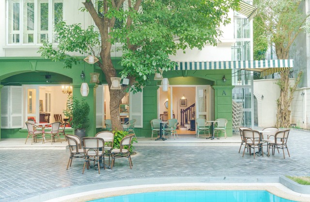 Éclectique is a home layered with stories, culture, and quiet beauty.