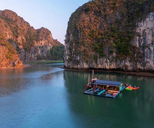 Eco Floating Farm Stay Cai Beo