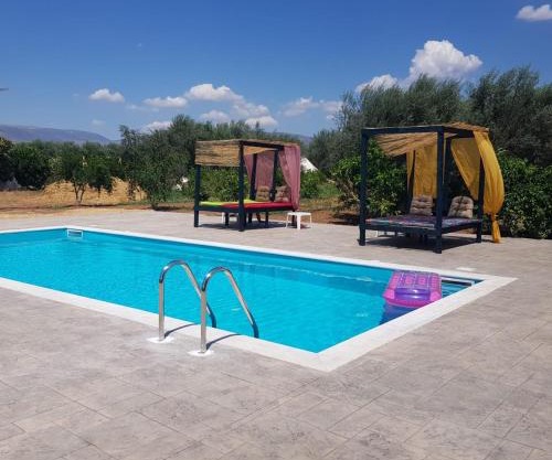 Eco Glamping with Pool between Nafplio and Argos