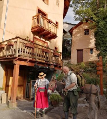 Eco-hôtel et Yourtes du Mercantour