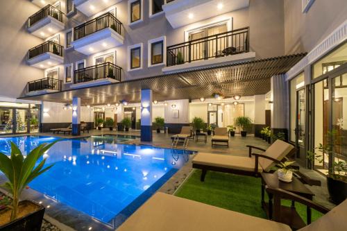 Eco Lux Riverside Hotel & Spa