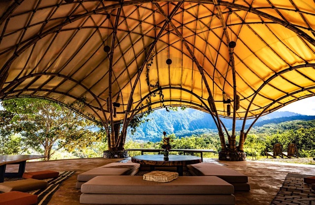 Eco Luxe Glamping Nest #15 - 2 Queen Beds at Holos