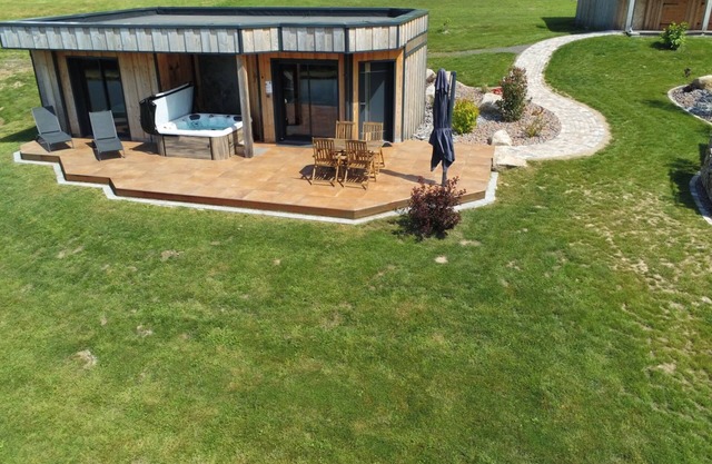 Ecolodge le Cerf with private spa at Nature Cottage Vosges