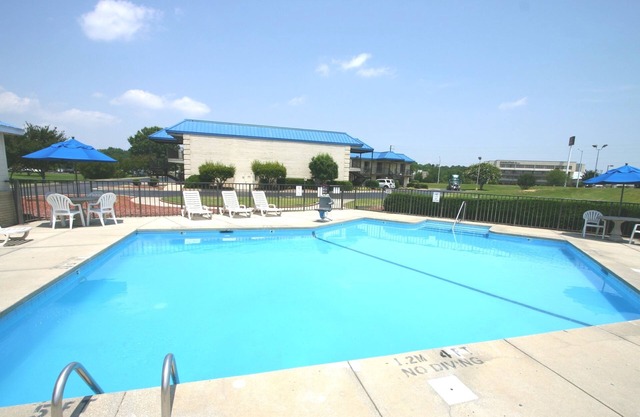 Econo Lodge Fayetteville I-95