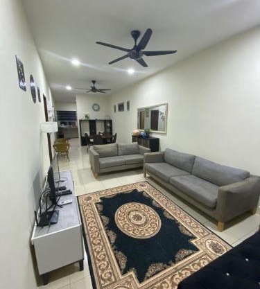 Ed 01 sitiawan homestay