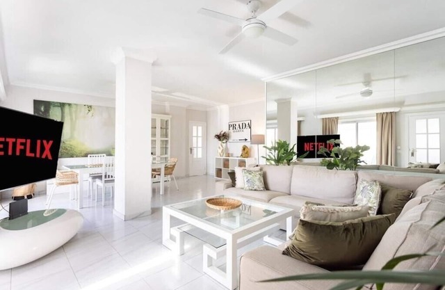 EDEN RENTALS Oasis Penthouse Santa Cruz