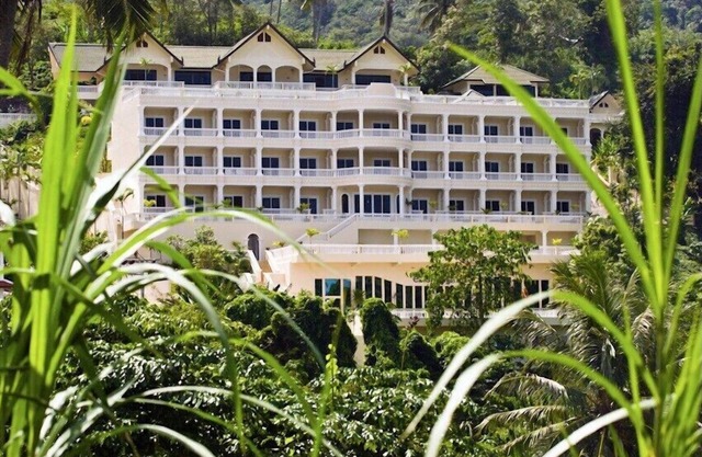 Eden Resort