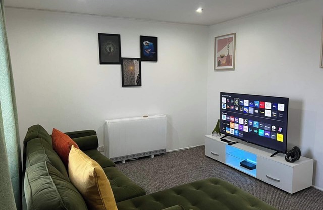 Edgbaston Birmingham Apartment